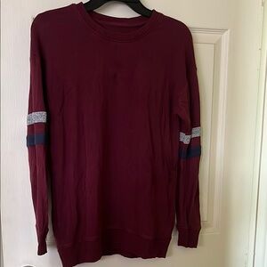American Eagle Outfitters Red and Gray Long Sleeve Tee